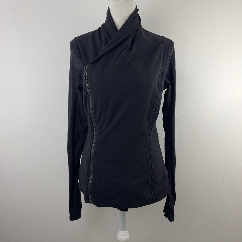 Lululemon Women's Black Asymmetrical Zip Jacket Size 8 Funnel‎ Neck